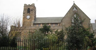 Anglican Pastor Criticised for LGBT Flag on Church Altar