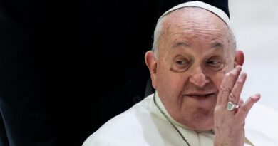 Pope Francis’ Health Worsens with Pneumonia