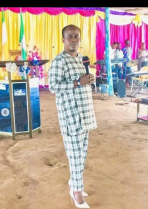 Meet Pastor Elijah Courage Who Preaches In Women High Heels